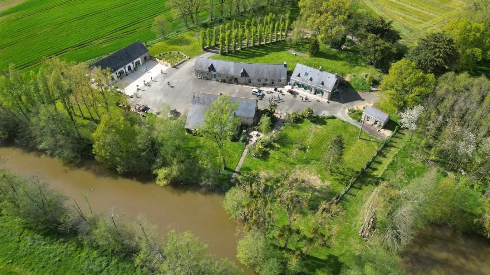 Le Gite De L'Ecurie Forges-la-Foret